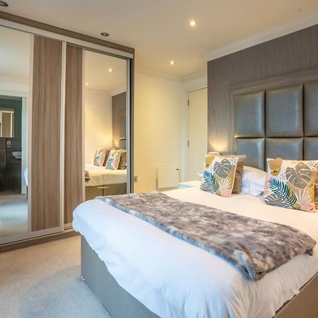 31 Cocoa Suites York Esterno foto